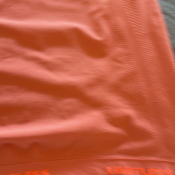 Top - Picture 3 of 7